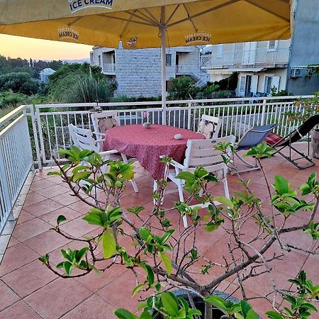 Apartment Fortuna 察夫塔特 外观 照片