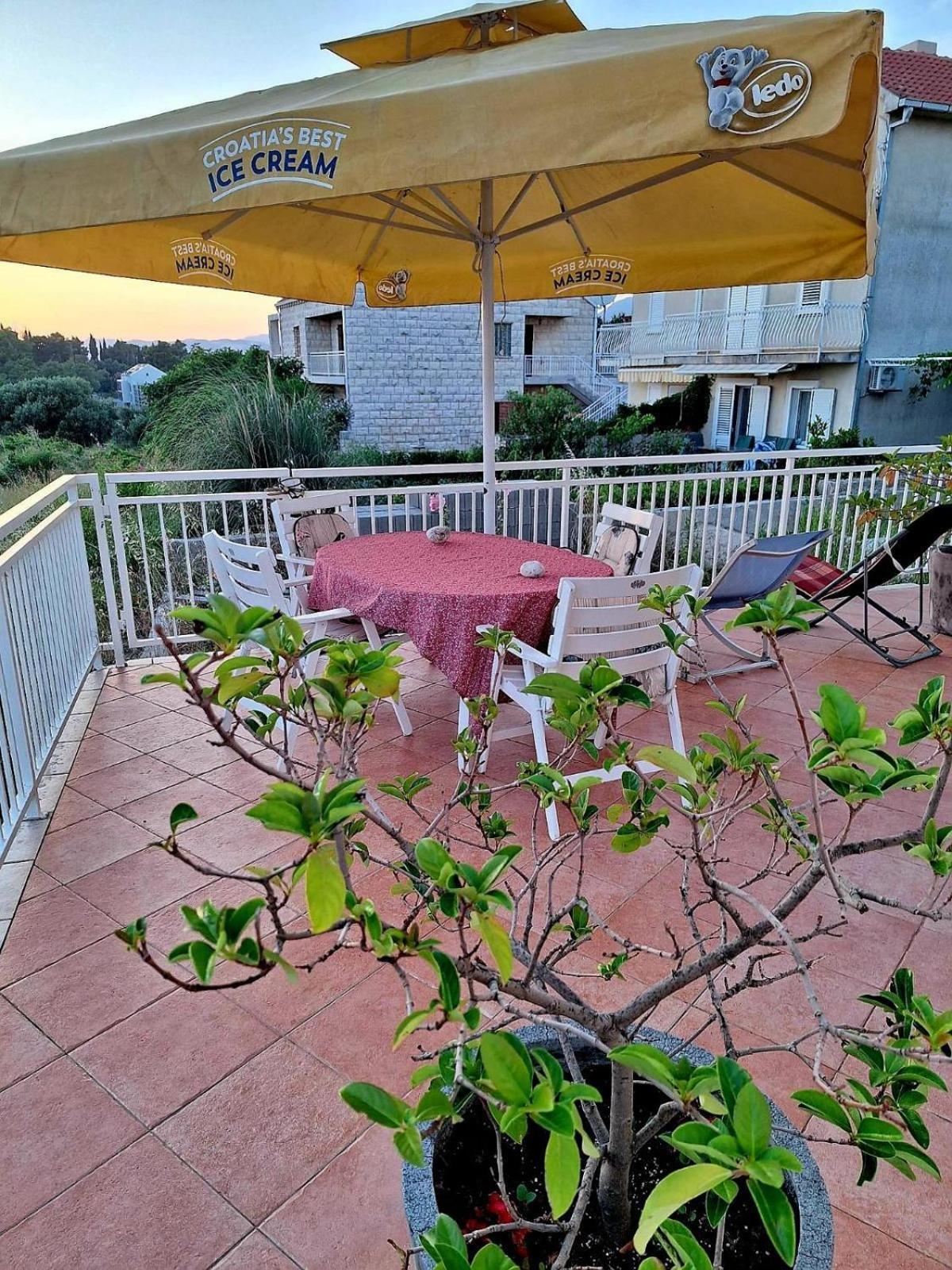 Apartment Fortuna 察夫塔特 外观 照片
